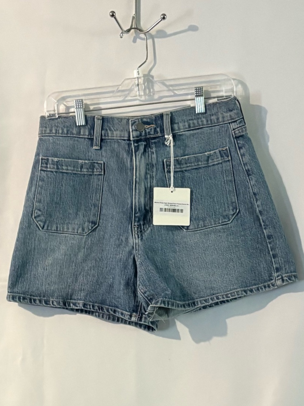 Classic High-Rise Denim Jean Shorts in Faded Blue